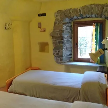 Guest house Maison Virginie Saint Marcel